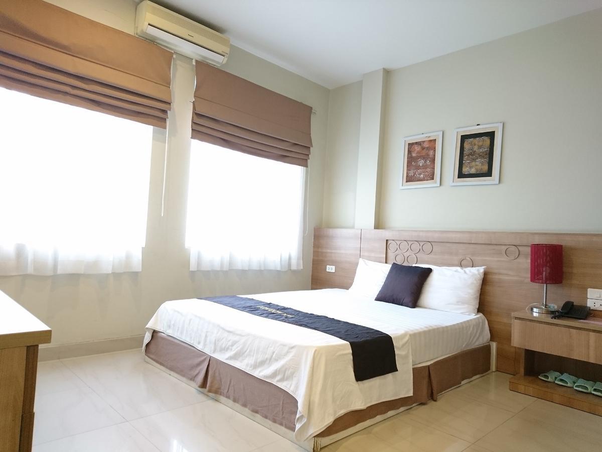 London Hotel Ha Long Buitenkant foto