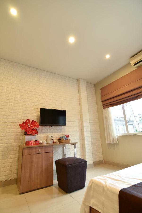 London Hotel Ha Long Buitenkant foto